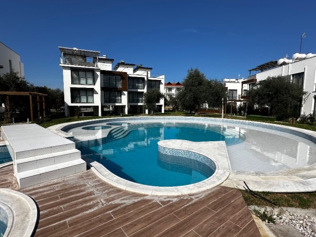 3+1 Luxury Fully Furnished Semi-Detached Villa With Shared Pool and Private Roof Terrace For Weekly, Monthly or Yearly Rental In Zeytinlik