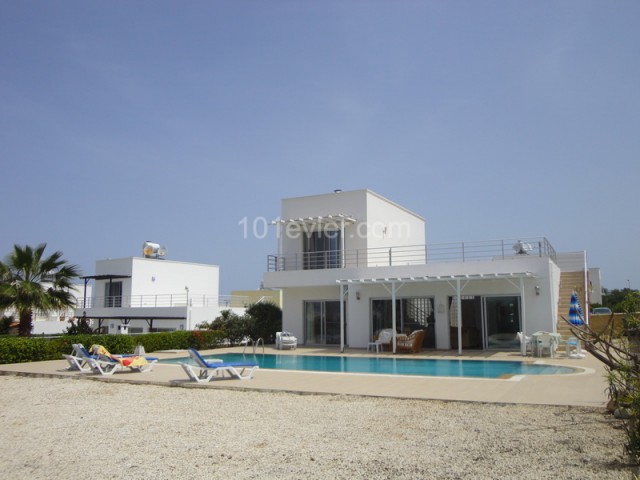 Villa For Sale in Bahçeli, Kyrenia