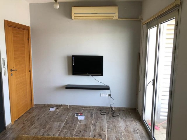 MAĞUSA MERKEZDE SATILIK 2+1 DAİRE.