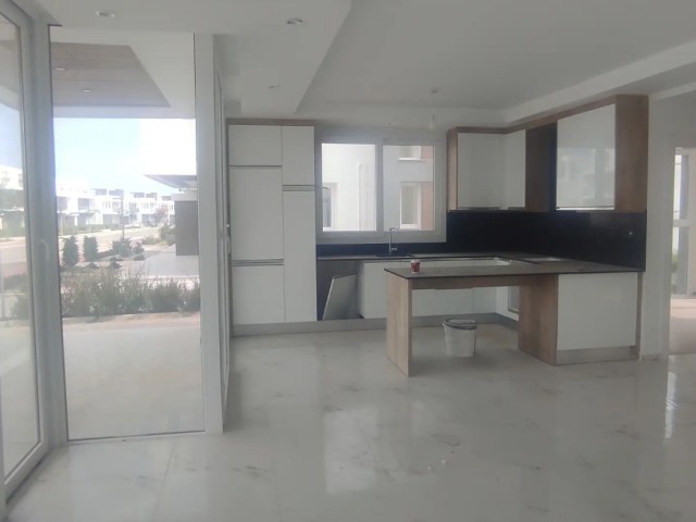 FLAT FOR RENT IN İSKELE BOĞAZ. ** 