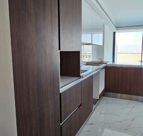 Flat For Sale in Long Beach, Iskele