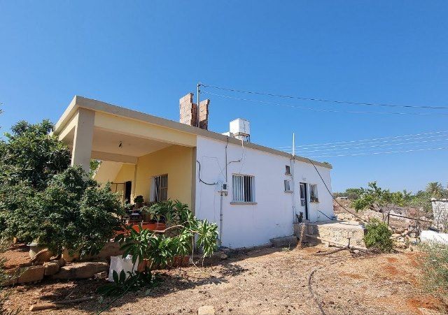 2 BED BUNGALOW ON 1000 m2 PLOT WITH BEAUTIFUL SEAVIEWS