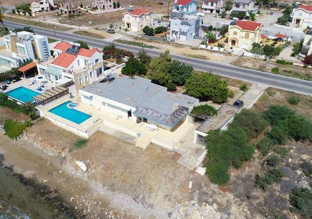 PRE 74 TURKISH TITLE DEED, ON THE BEACH WITH A PRIVATE POOL, 3 BEDROOM BUNGALOW IN BOGAZ