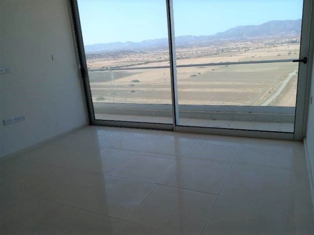 AMAZING VIEWS 3 BEDROOM PENTHOUSE ON THE 14TH FLOOR WITH UNINTERRUPTED SEA VIEWS ON 5* RESORT - BOGAZ