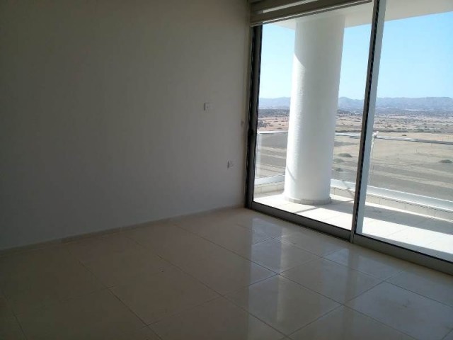 AMAZING VIEWS 3 BEDROOM PENTHOUSE ON THE 14TH FLOOR WITH UNINTERRUPTED SEA VIEWS ON 5* RESORT - BOGAZ