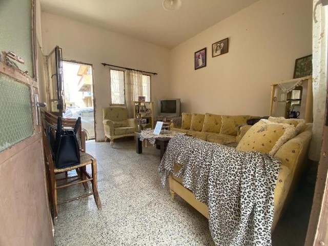 1-BETT-BUNGALOW IN DER ALTSTADT / FAMAGUSTA