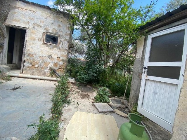 1-BETT-BUNGALOW IN DER ALTSTADT / FAMAGUSTA