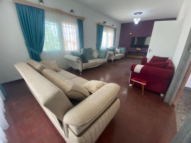 FULLY FURNISHED 3 BED BUNGALOW + GARAGE + ANNEX IN MARAŞ - FAMAGUSTA