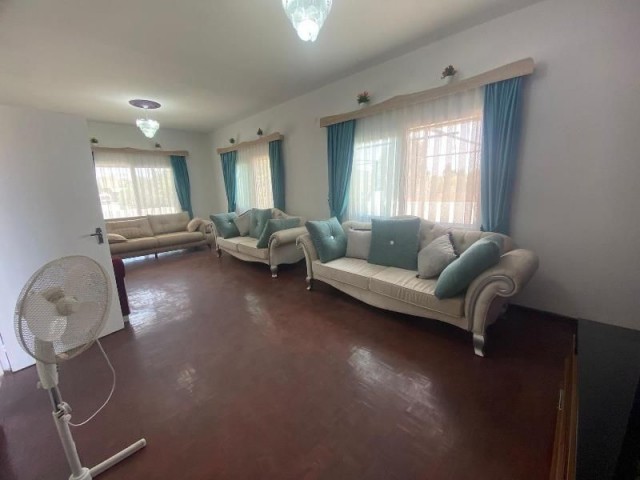 FULLY FURNISHED 3 BED BUNGALOW + GARAGE + ANNEX IN MARAŞ - FAMAGUSTA