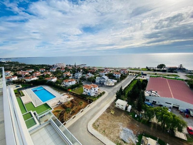 AMAZING VIEWS 3 BEDROOM PENTHOUSE ON THE 10TH FLOOR WITH UNINTERRUPTED SEA VIEWS ON 5* RESORT - BOGAZ