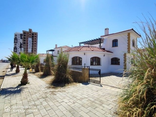 Stunning 3-bedroom Duplex villa 