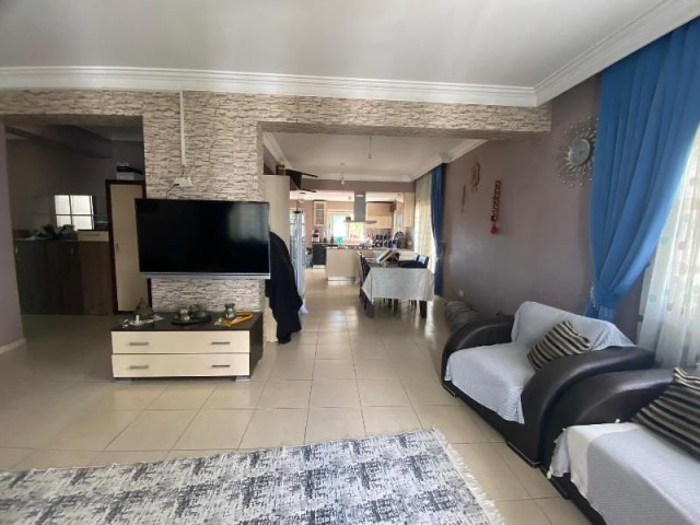 3 BED (200 sqr mtr) PENTHOUSE IN FAMAGUSTA