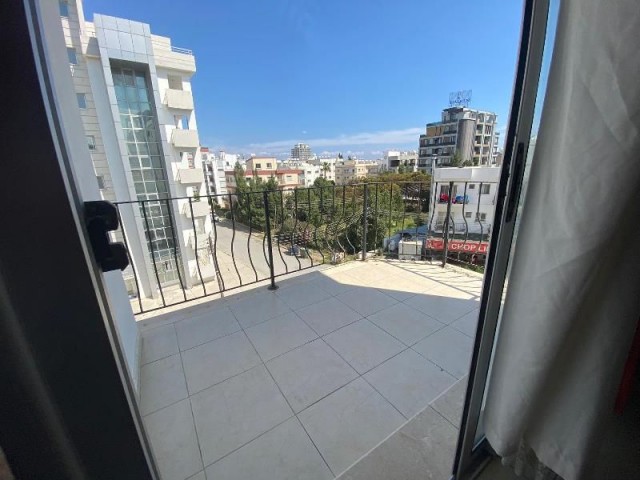 3-ZIMMER-PENTHOUSE (200 m²) IN FAMAGUSTA