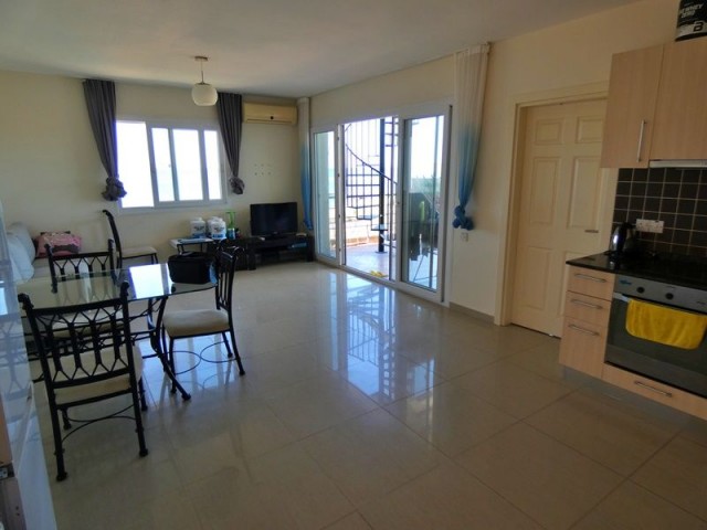 BEACHFRONT, PRIVATE ROOF TERRACE WITH JACUZZI AND ONSITE AMENITIES,  3 BED PENTHOUSE, BAFRA