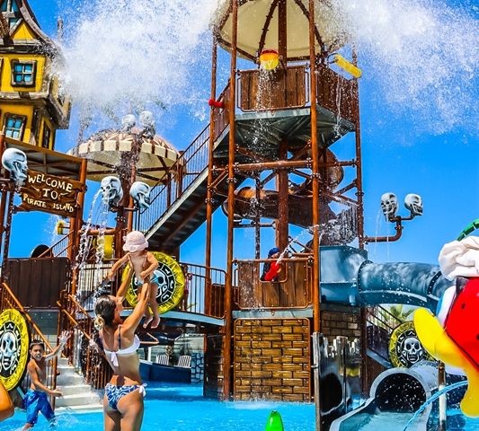 A BRAND NEW RESORT WITH THE AREAS LARGEST AQUA PARK