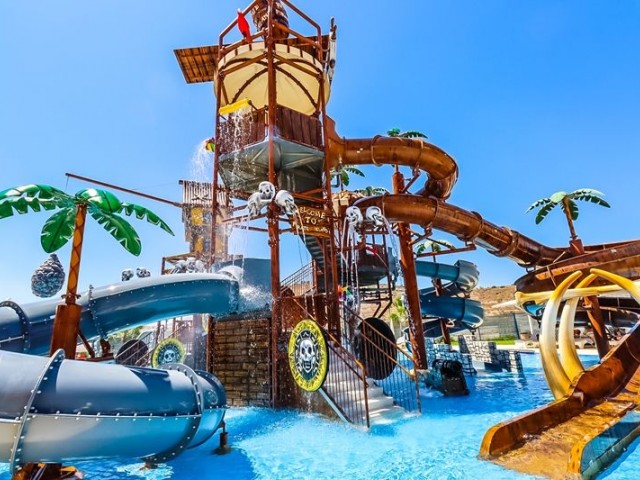 بزرگترین AQUA PARK و امکانات با کیفیت