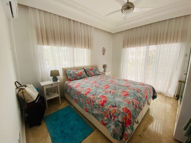 یک خانه زیبا، 4 تخت و 3 حمام با سند مالکیت ترکیه و استخر خصوصی در ایسکله