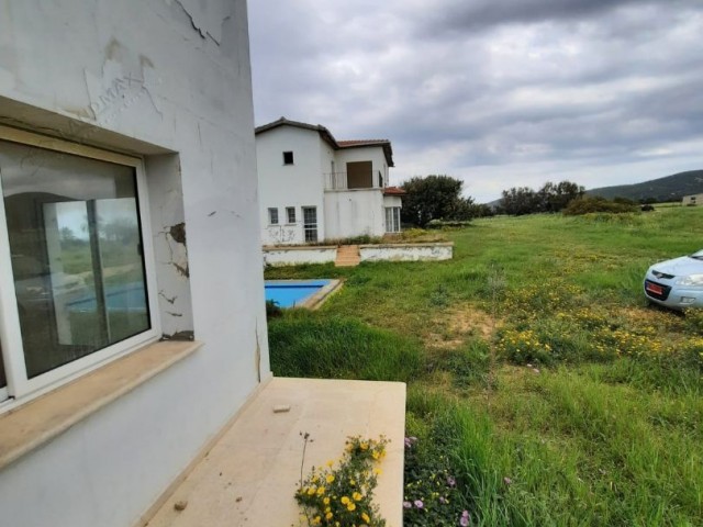 A FULL, HALF-COMPLETED CONSTRUCTION PROJECT HAS BEEN COMPLETED IN THE NEW ERENKOY DISTRICT OF FAMAGUSTA WITHIN 16 ACRES... ** 