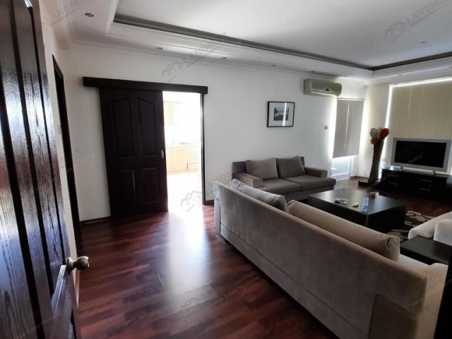 SATILIK 3+1 EŞYALI DAİRE !!! 3+1 Furnished Flat FOR SALE !!! ПРОДАЕТСЯ 3+1 меблированная квартира!