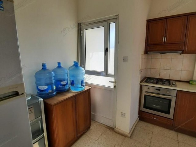 SATILIK 3+1 EŞYALI DAİRE !!! 3+1 Furnished Flat FOR SALE !!! ПРОДАЕТСЯ 3+1 меблированная квартира!