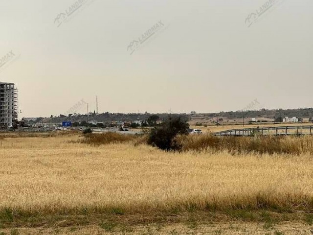 KIBRIS İSKELE KALECİK BÖLGESİ KARPAZ ANAYOLU YAKINI,YATIRIMA MÜSAİT SATILIK 7 DÖNÜM 2 EVLEK (10.035m2) BÜYÜKLÜĞÜNDE ARSA NİTELİKLİ ARAZİ…  İn 7 Dönüm 2 Evlek (10.035m2) Area Land FOR SALE Which is Suitable To Make On investment Where its Near To The Karpaz Highway @Kalecik Region Of iskele Town in N