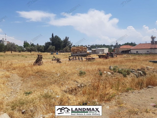 LAND FOR SALE ❗️Kıbrıs, Girne Yukarı Dikmen de yatırımlık, inşaat yapmaya uygun tüm alt yapısı hazır, 3 dönüm 2 evlek  eşdeğer koçanlı satılık arazi!  in 3 Dönüm 2 Evlek Area Land for sale, for investment, Exchange Title, with all ready infrastructure for construction, Located in Kyrenia, Yukarı Dik