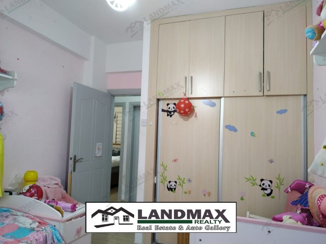 FAMAGUSTA YENIBOĞAZİÇİ EINFAMILIENHAUS ZU VERKAUFEN