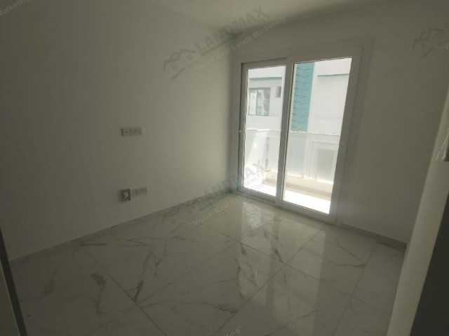 LUXURY FLAT FOR SALE IN İSKELE LONG BEACH