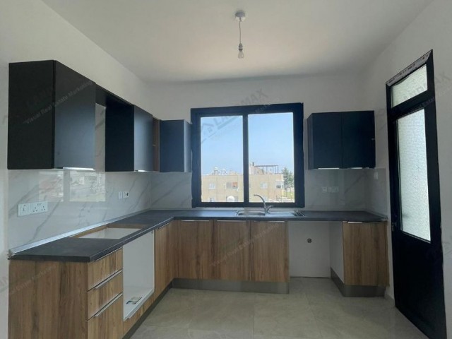 NORTH CYPRUS: NEW 3+1 FLAT FOR SALE IN YENİBOĞAZİÇİ