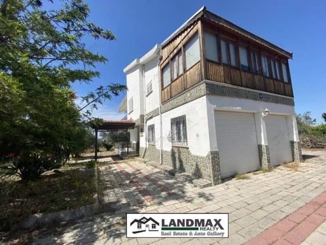 NORTH CYPRUS: TURKISH KOÇANLI VILLA FOR SALE ON 2.5 DECLARATIONS ON THE MAIN ROAD IN LEFKE