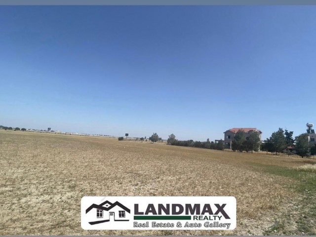 Residential and Commercial Plot For Sale in Balıkesir, Nicosia
