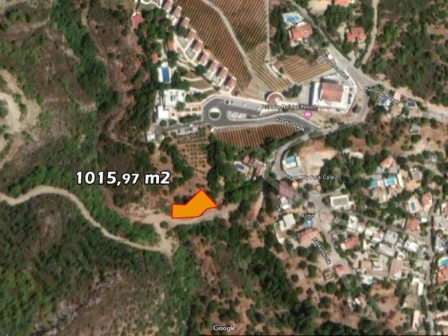 NORTH CYPRUS: LAND FOR SALE WITH ITS MAGNIFICENT NATURE AND SEA VIEW IN GIRNE ILGAZ