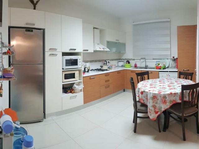 3 bedroom flat for sale in Mağusa Gülseren