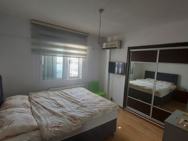 3 + 1 WOHNUNG / ZENTRALHEIZUNG ** 