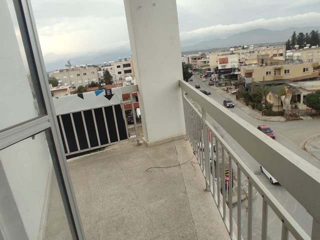 Flat To Rent in Ortaköy, Nicosia