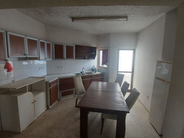 Flat For Sale in Göçmenköy, Nicosia