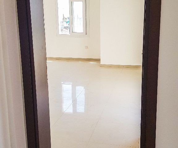 SAHİBİNDEN LEFKOŞA GÖNYELİ'DE SATILIK  SIFIR 3 +1 PENTHOUSE