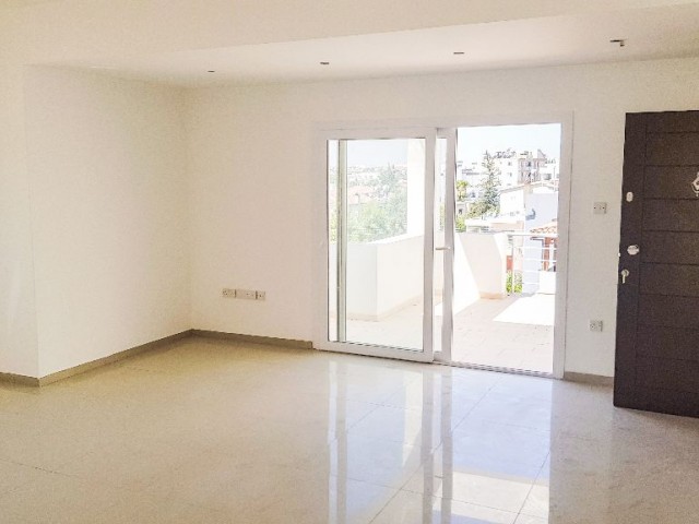 ZERO 3 +1 PENTHOUSE FOR SALE IN MITREELI, NICOSIA FROM THE OWNER ** 