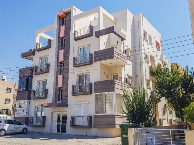 NULL 3 + 1 PENTHOUSE ZUM VERKAUF IN NIKOSIA GEHRUNG VOM EIGENTÜMER ** 