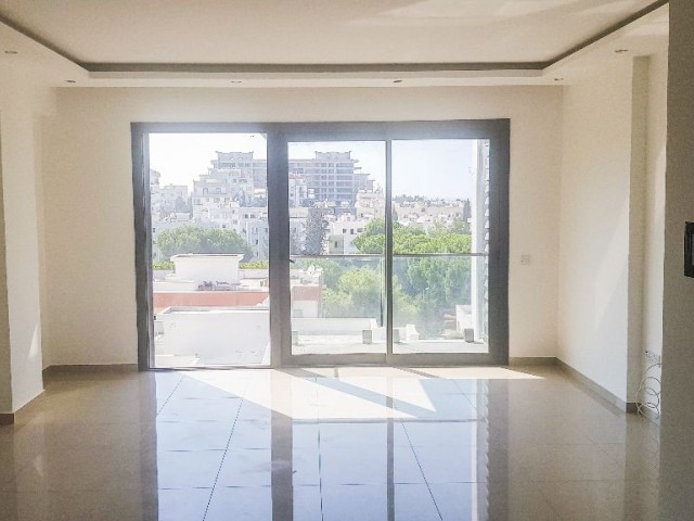 ZERO 2 + 1 APARTMENT FOR SALE IN THE NEW PORT AREA IN THE CENTER OF KYRENIA FROM THE OWNER **  ** 