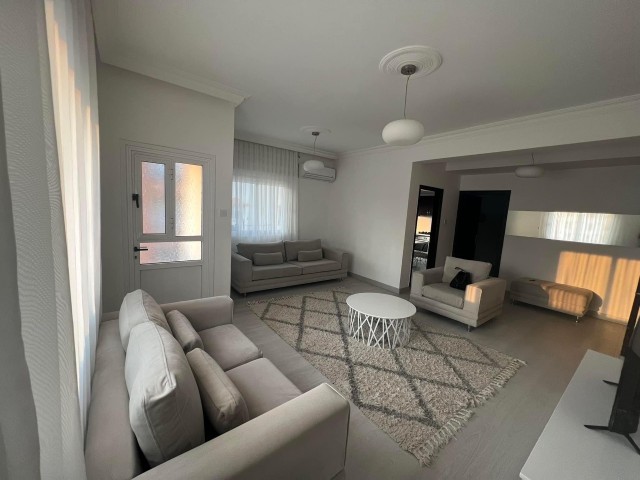 3+2 flat for sale in Famagusta center