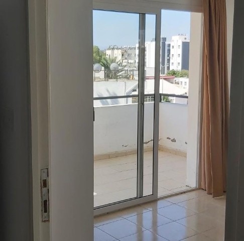 Flat To Rent in Ortaköy, Nicosia