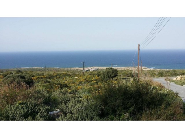 Residential Zoned Plot For Sale in Sadrazamköy, Kyrenia