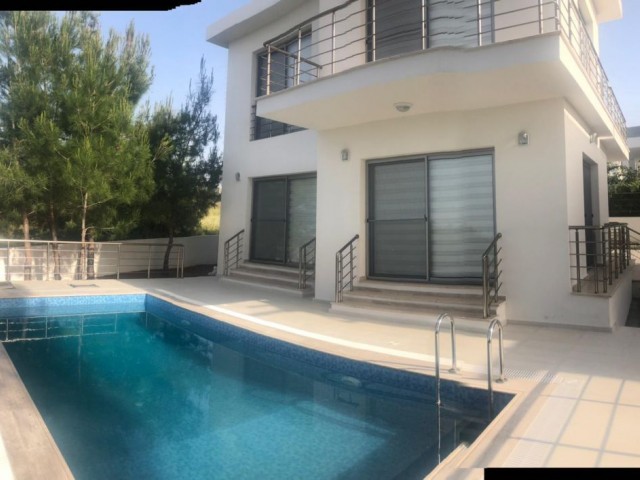 3 Yatak Odalı Villa