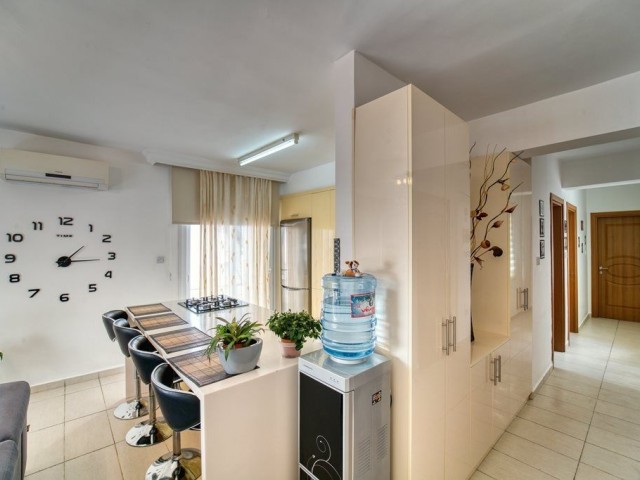 2 Bedroom Aparment 