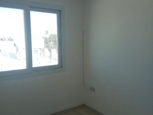 Flat To Rent in Girne Merkez, Kyrenia