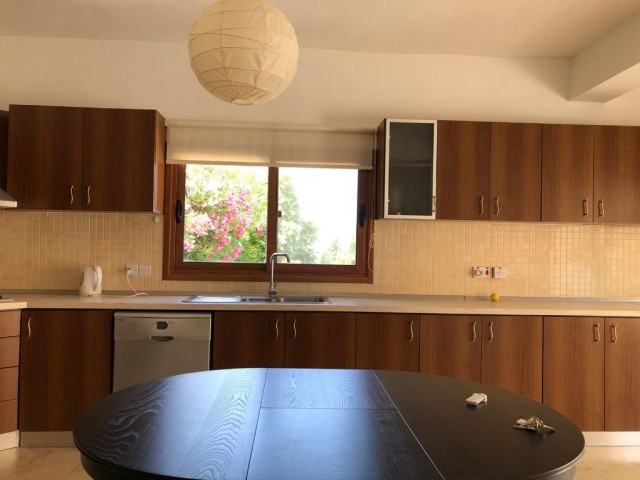 Villa To Rent in Çatalköy, Kyrenia