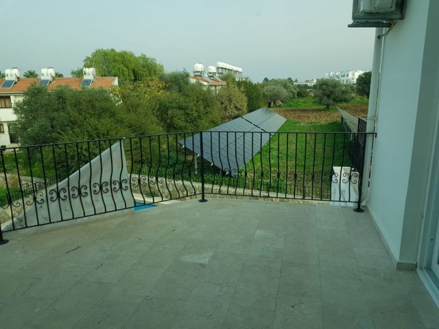 4 yatak odalı villa