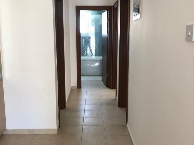 Flat To Rent in Girne Merkez, Kyrenia