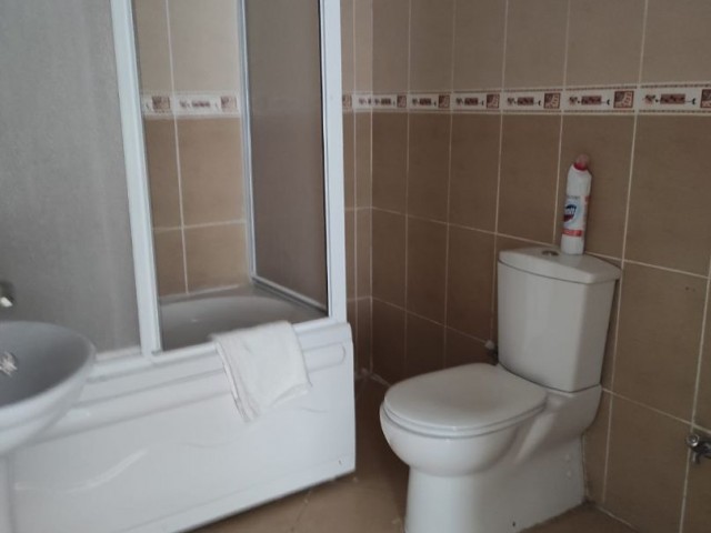 Flat To Rent in Girne Merkez, Kyrenia